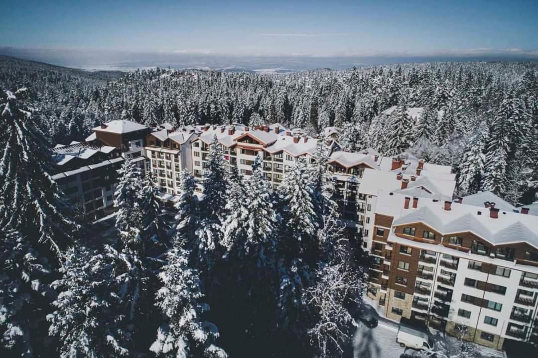 Fox Boutique Apartment Borovets Gardens Екстер'єр фото
